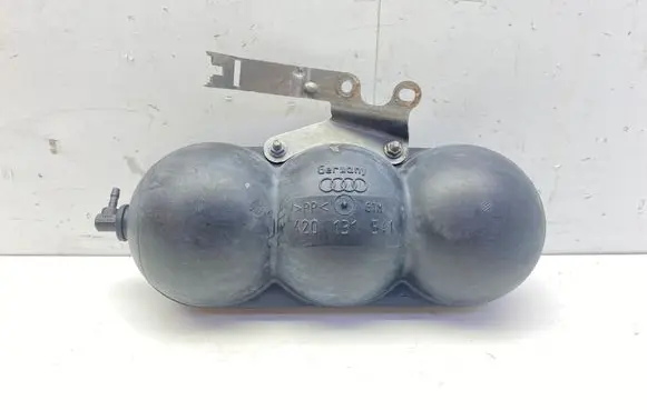 Porsche Panamera (971) Vacuum air tank 420131541 971145160A