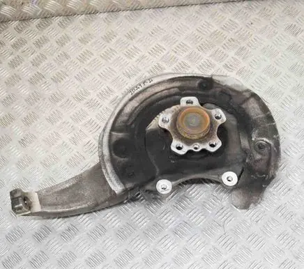 BMW 7 G11 G12 Front wheel hub 6861798