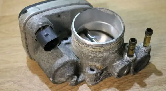 Audi A3 S3 8P Throttle valve 06F133062