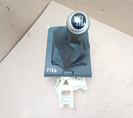 Mazda 6 Gear shifter/selector 01510185