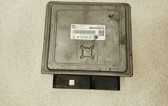 Skoda Rapid (NH) Engine control unit/module 03F906070JM 03F907309AL 5WP44988