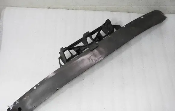 Opel Zafira B Front bumper cross member 24460537 13125001