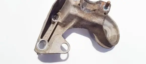 Audi A6 S6 C5 4B Engine mounting bracket 4b0199352a