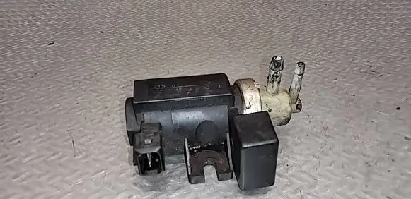 Opel Astra G Turbo solenoid valve 72190339 8972191550 02T168