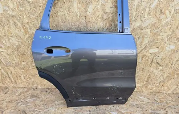 Mercedes-Benz GLA H247 Rear door