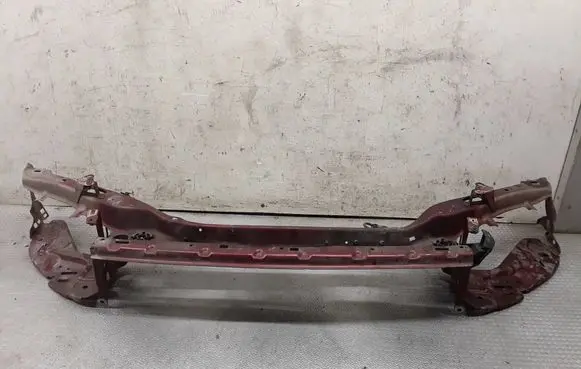 Volvo V50 Radiator support slam panel 