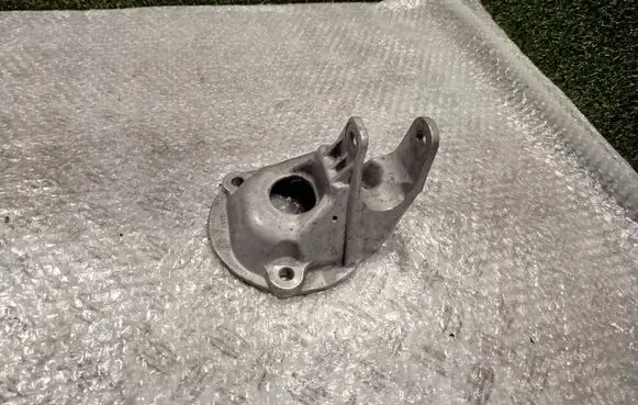 Porsche Cayenne (92A) Front upper strut mount 7P5199373A 7P5199373