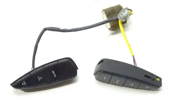 SsangYong Actyon sports I Steering wheel buttons/switches 