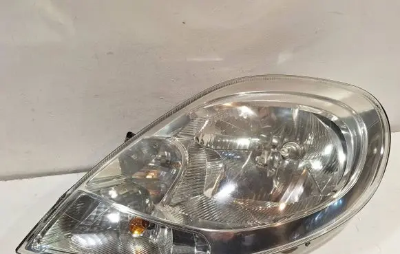 Renault Trafic II (X83) Headlight/headlamp 8200701354
