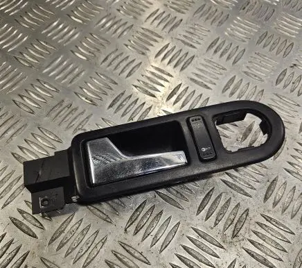 Front door interior handle