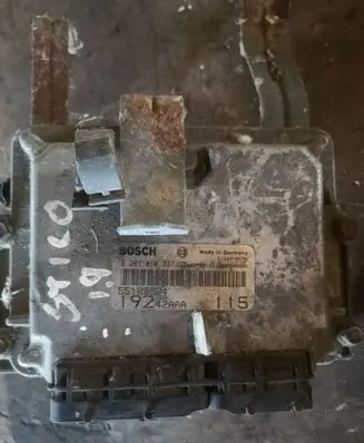 Fiat Stilo Engine control unit/module 0281010337