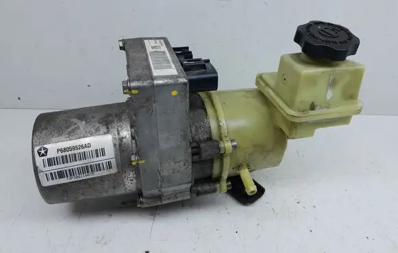 Lancia Thema Power steering pump P68059526AD