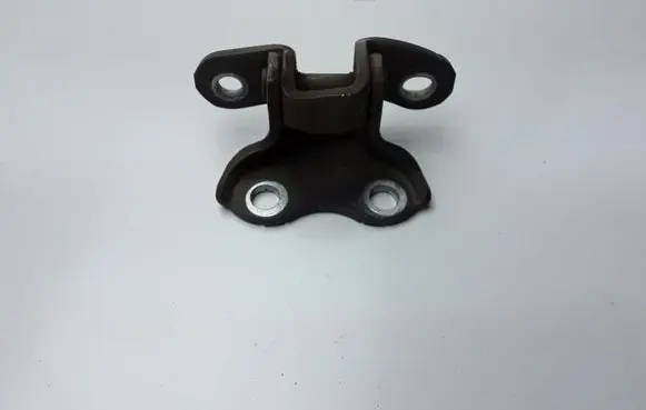 Toyota Auris E180 Front door lower hinge 6873002050