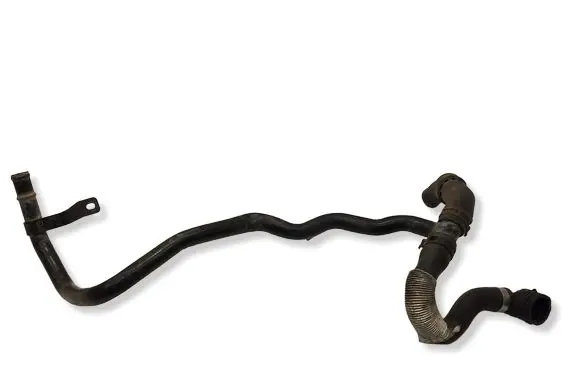 Volkswagen PASSAT B8 Engine coolant pipe/hose 5Q0122291N 5Q0122073Q