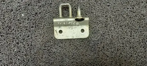 Mercedes-Benz Sprinter W906 Rear door lock loop/hook striker A9067400032