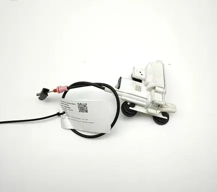Mercedes-Benz GLE W167 Front door soft close latching motor A1677600900