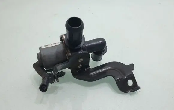 Dodge Durango III Electric auxiliary coolant/water pump 68252075AA