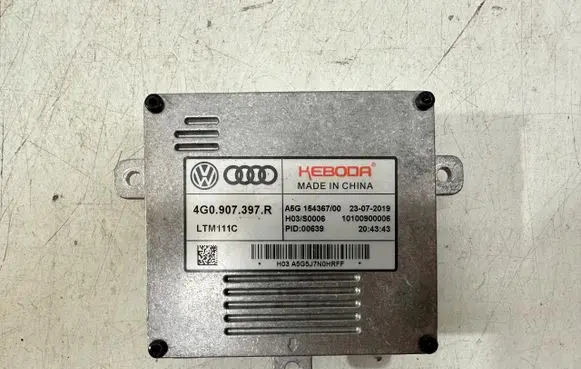 Audi A7 S7 4G Voltage converter/converter module 4G0907397R