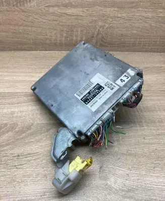 Toyota Avensis Verso Engine control unit/module ECU 8966144300 1758005123 1cdFTV