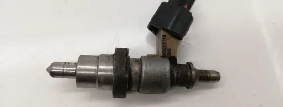 Toyota RAV 4 (XA30) Fuel injector 2371026010
