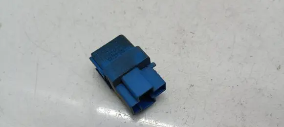 Nissan Primera Other relay 252309F900