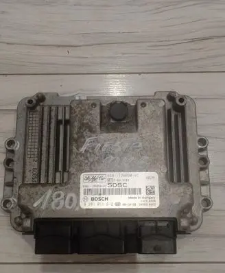 Ford Fiesta Engine control unit/module ECU 6S6112A650VC