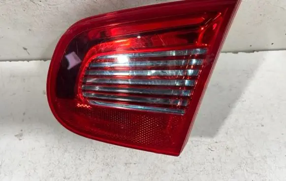 Volkswagen Eos Tailgate rear/tail lights 1Q0945094