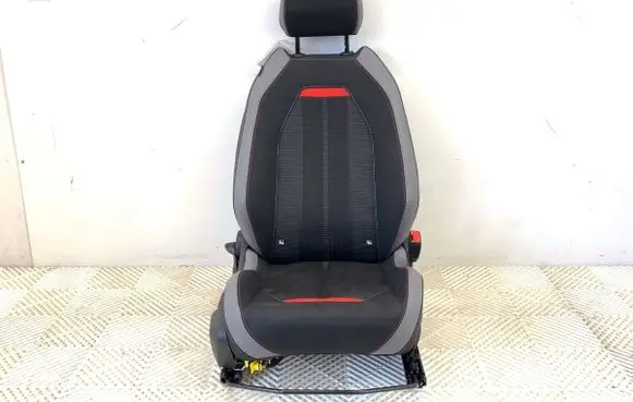 Opel Mokka B Front passenger seat