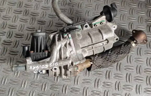 Land Rover Discovery 4 - LR4 EGR valve 9X2Q9U438CA 16T012