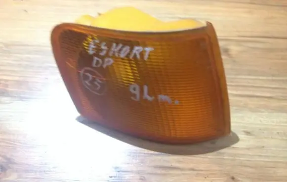 Front indicator light