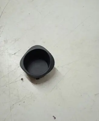 Cup holder front