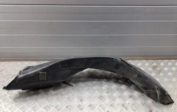 Chevrolet Corvette Air intake duct part 22792720 22793183