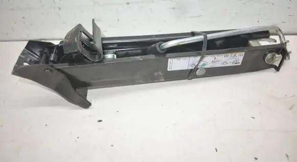 Volkswagen Tiguan Lift Jack 5N0011031A