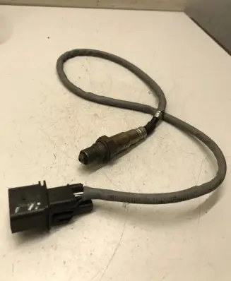 Volkswagen Polo V 6R Lambda probe sensor 014750501