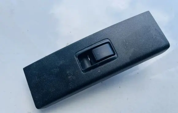 Toyota Corolla Verso AR10 Electric window control switch 742310f030 74231-0f030