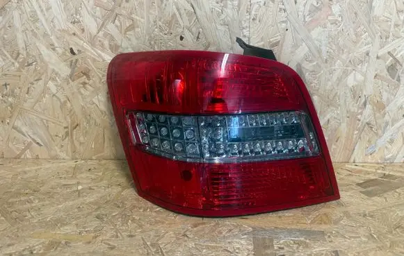 Mercedes-Benz GLK (X204) Rear/tail lights 2048202564 F124502A01AR