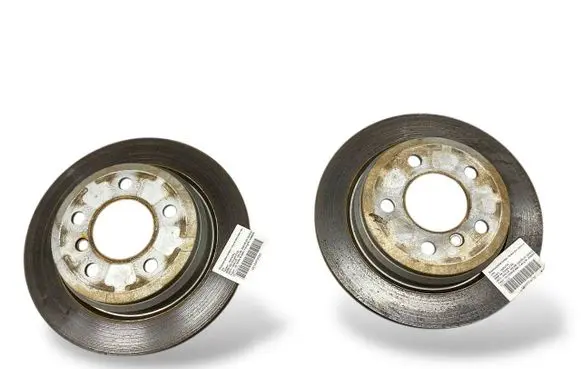BMW 4 F32 F33 Rear brake disc 6864900 34216864900