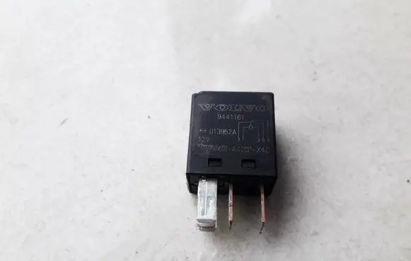 Volvo S60 Other relay V23074 9441161