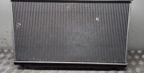 Honda CR-V Coolant radiator