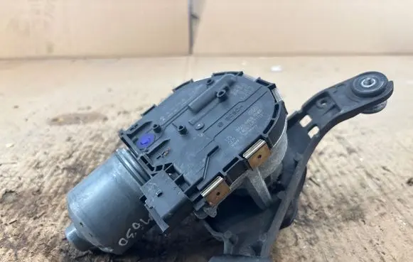 Citroen C4 II Picasso Wiper motor 1137328710 1408330550 6580