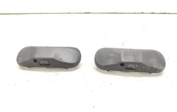 Volkswagen Golf VII Windshield washer spray nozzle 5M0955985C