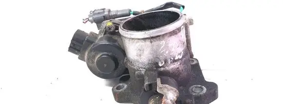 Toyota Corolla E120 E130 Throttle valve 89572-21020