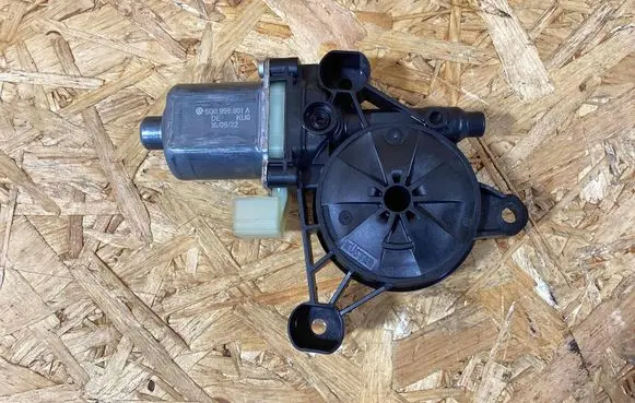 Porsche Macan (95B) Folding roof motor 5q0959801a