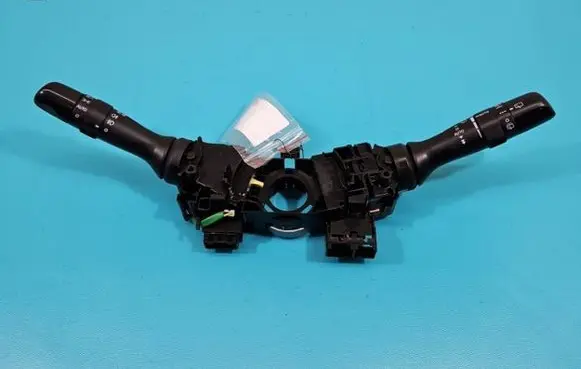 Toyota Avensis T270 Headlight wiper switch 17F373 IMPRK1422348