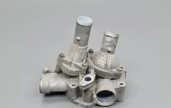 Honda Accord Thermostat housing RL01 RLO