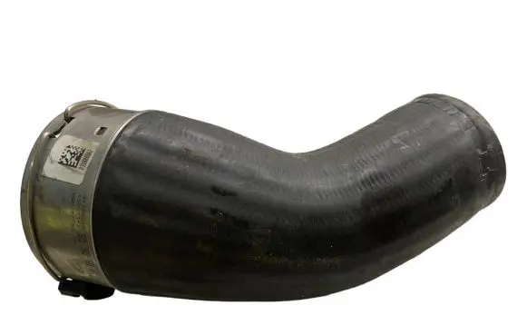 Volvo V60 Intercooler hose/pipe P31686562 41786135 3917224