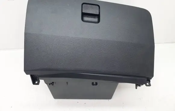 Nissan Micra Glove box