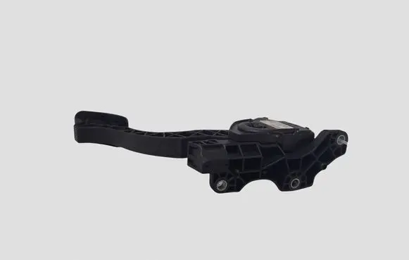 Ford Mondeo MK IV Accelerator throttle pedal 6G929F836NC