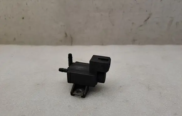 Valve vacuum