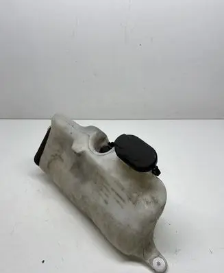 Renault Clio II Windshield washer fluid reservoir/tank 7700847815